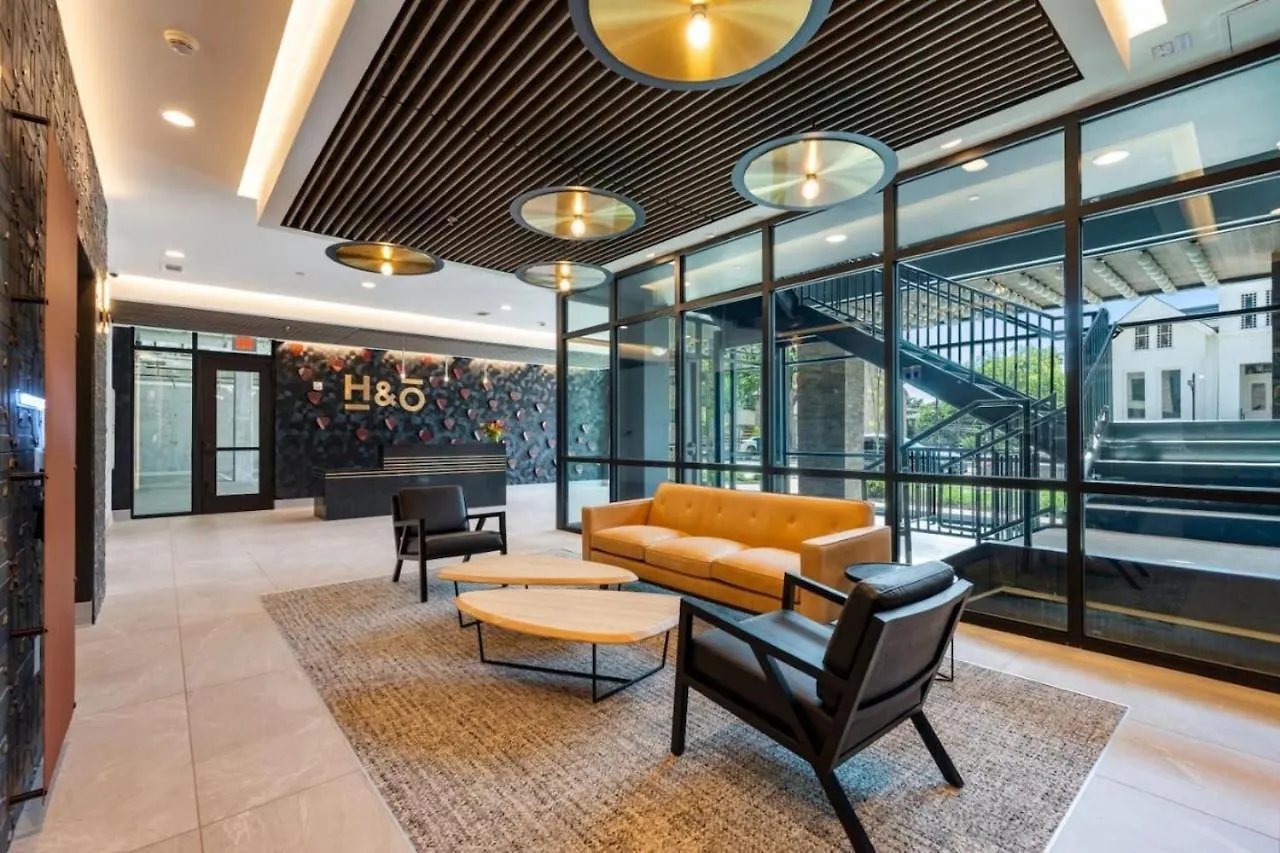 Upscale Music Row Corner Unit With Patio Rooftop With City View And Gym Нэшвилл 0*,  США